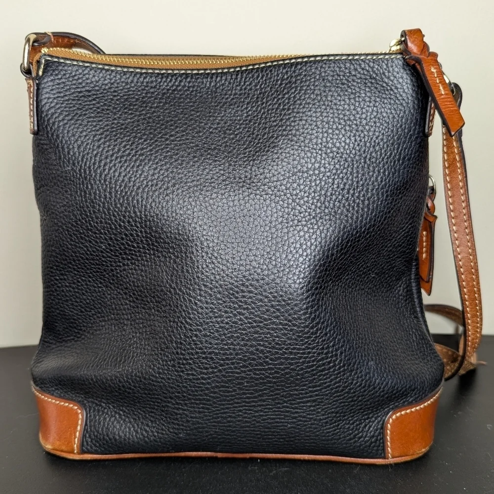 Dooney & Bourke pre owned
